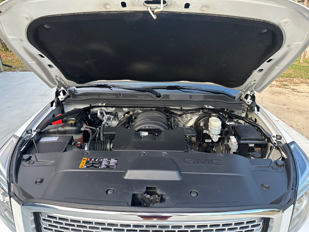2017 Gmc Yukon Denali photo 22