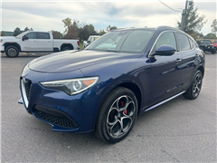 2020 Alfa Romeo Stelvio  2020 Alfa Romeo Stelvio