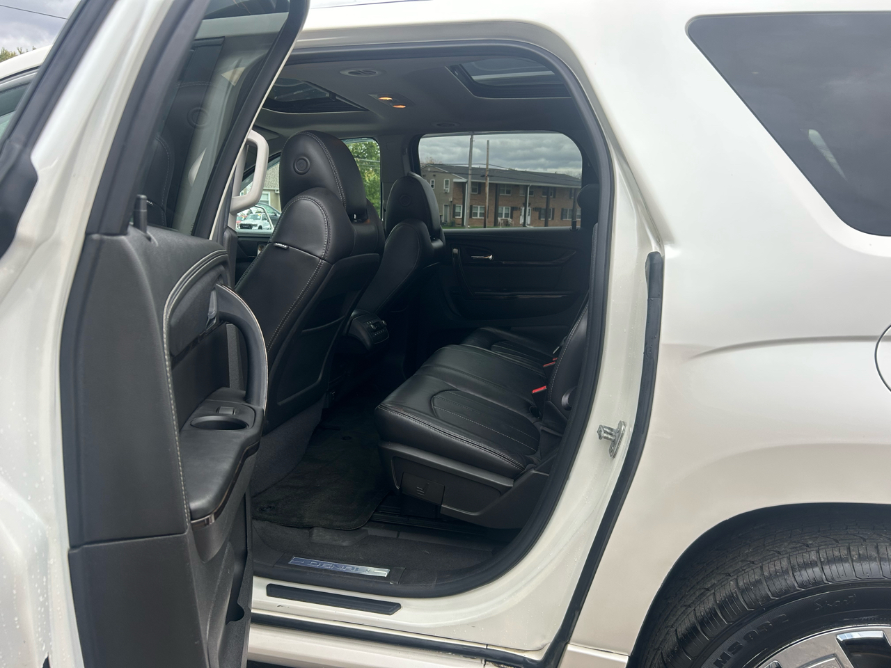 GMC Acadia Denali AWD 2014