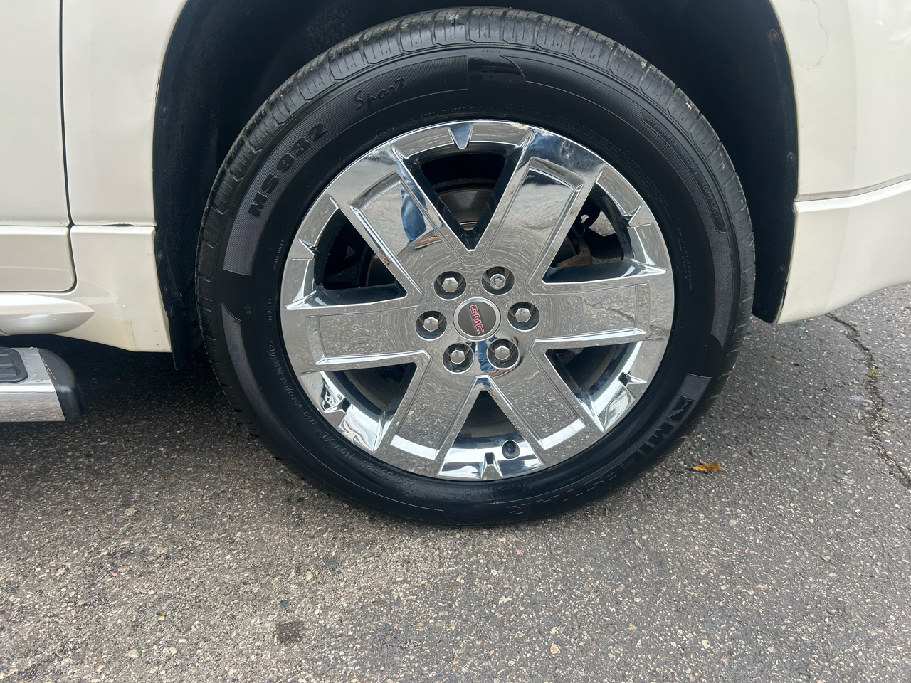 GMC Acadia Denali AWD 2014