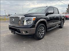 2018 Nissan Titan 