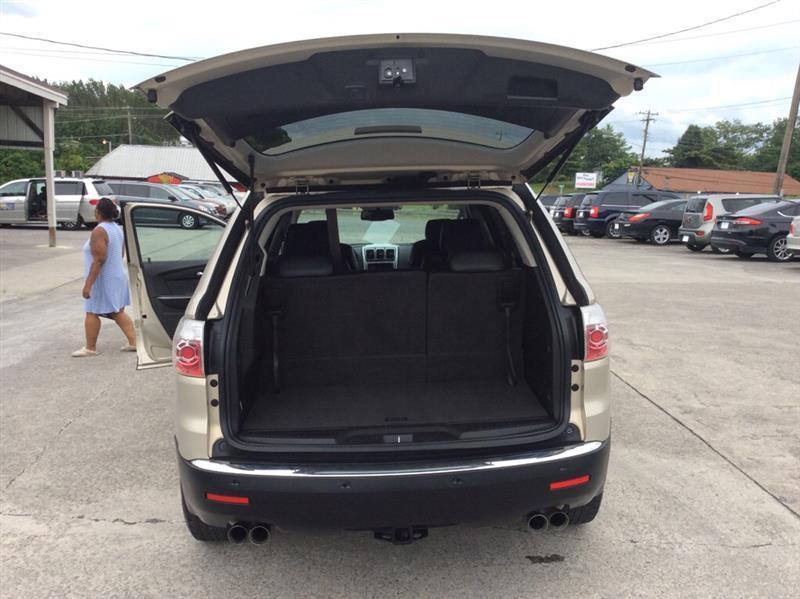 GMC Acadia SLE-2 FWD 2011
