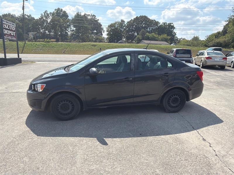 Chevrolet Sonic  2014