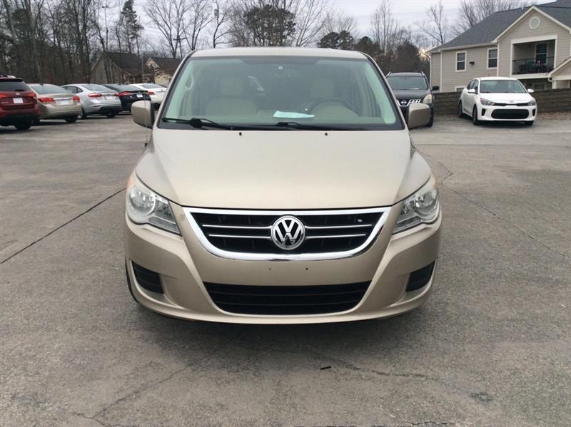Volkswagen Routan SEL 2009