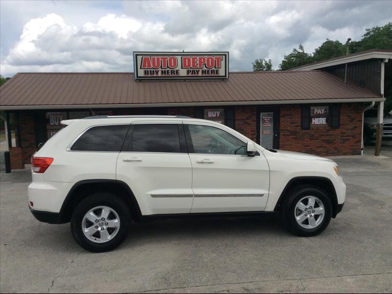 2012 Jeep Grand Cherokee Laredo 2WD