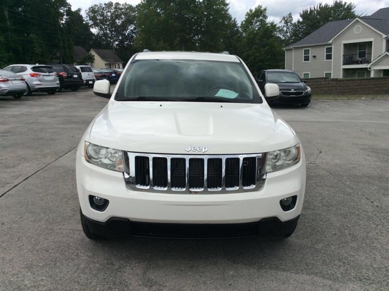 Jeep Grand Cherokee Laredo 2WD 2012