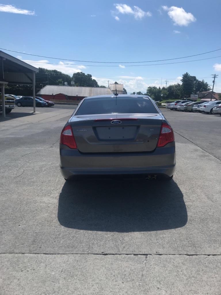 Ford Fusion I4 SE 2011