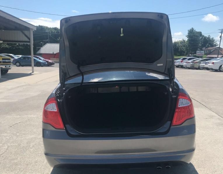 Ford Fusion I4 SE 2011