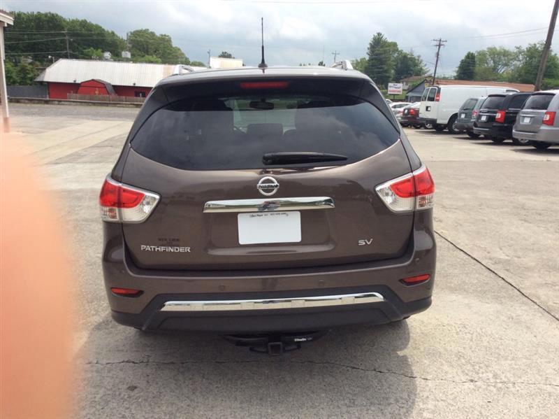 Nissan Pathfinder S 2WD 2015
