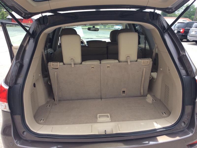 Nissan Pathfinder S 2WD 2015