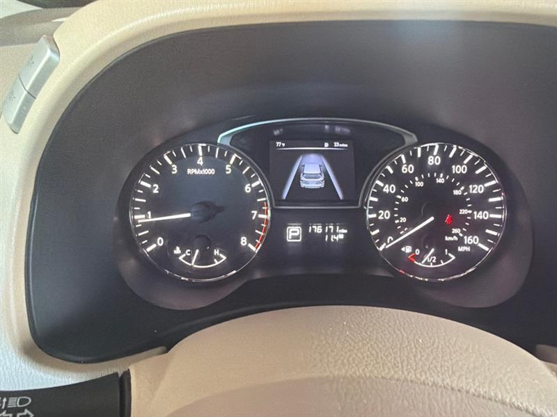 Nissan Pathfinder S 2WD 2015