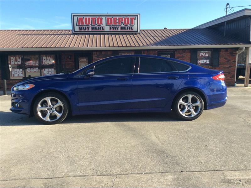 2013 Ford Fusion SE