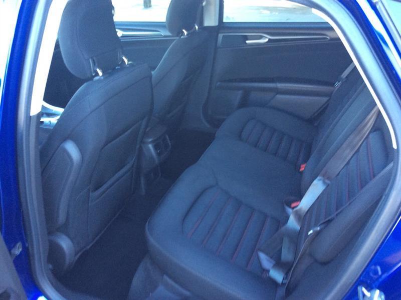 Ford Fusion SE 2013