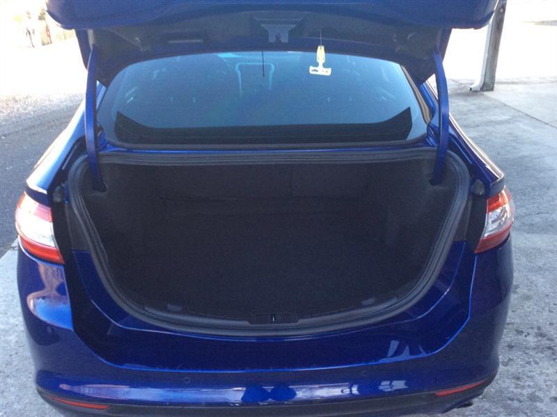 Ford Fusion SE 2013