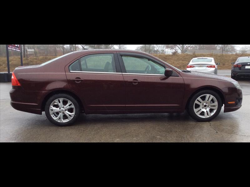 2012 Ford Fusion SE