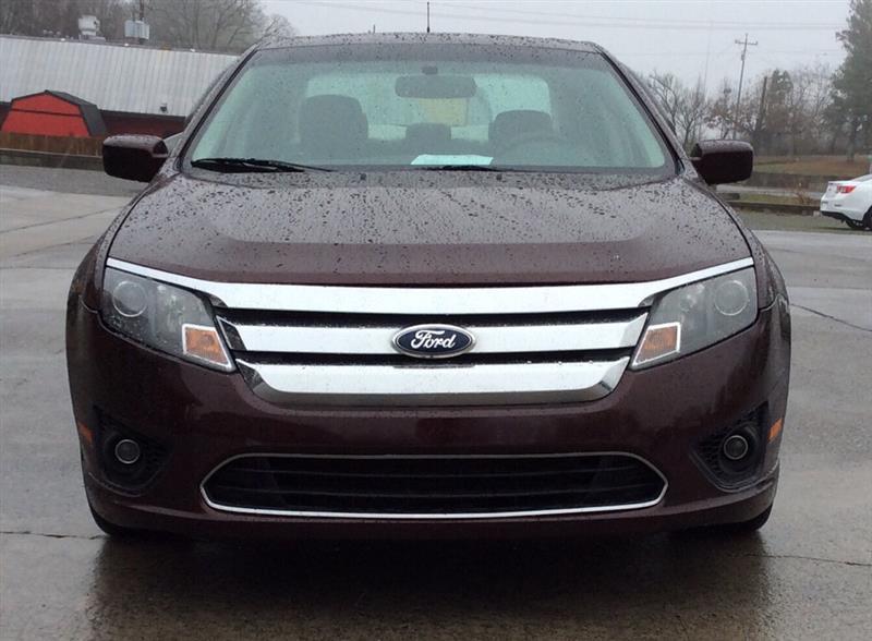 Ford Fusion SE 2012