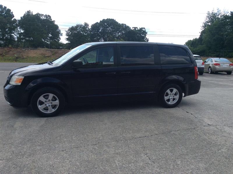 2010 Dodge Grand Caravan SE photo 3