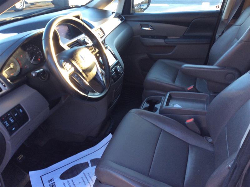 2014 Honda Odyssey EX-L photo 2
