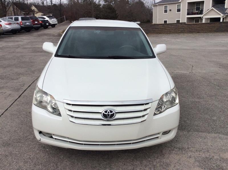 Toyota Avalon XL 2007
