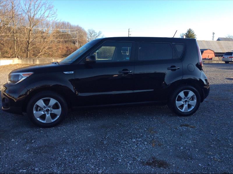 2017 Kia Soul Base 6M