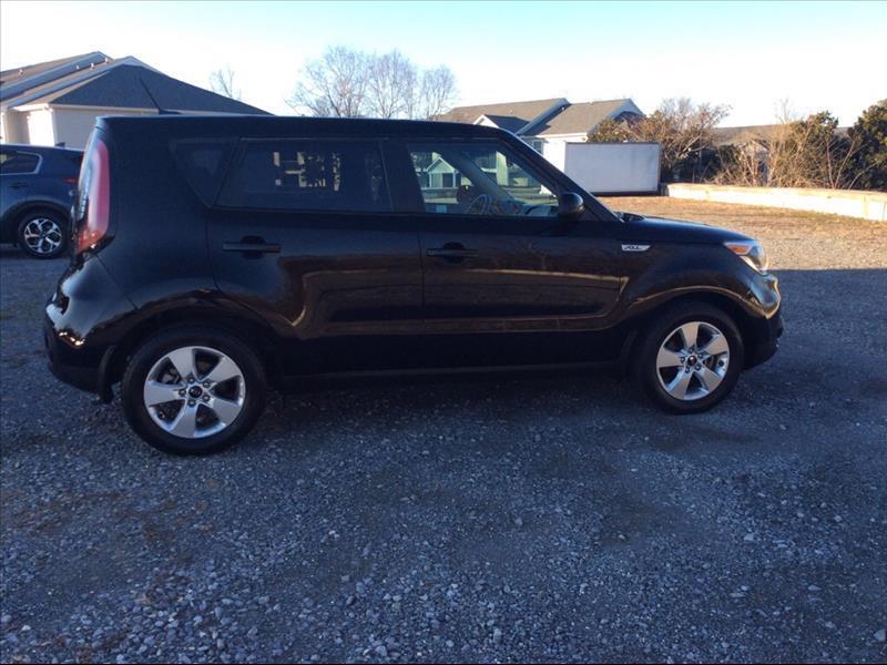 2017 Kia Soul Base 6M