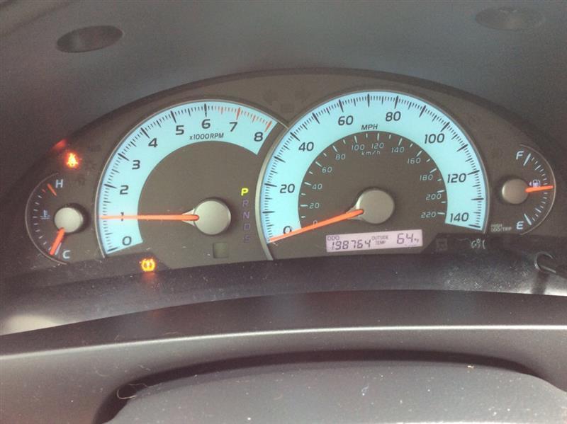 Toyota Camry Base 6-Spd AT 2011