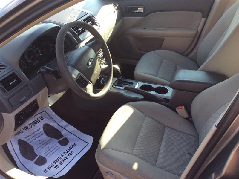 Ford Fusion SE 2010