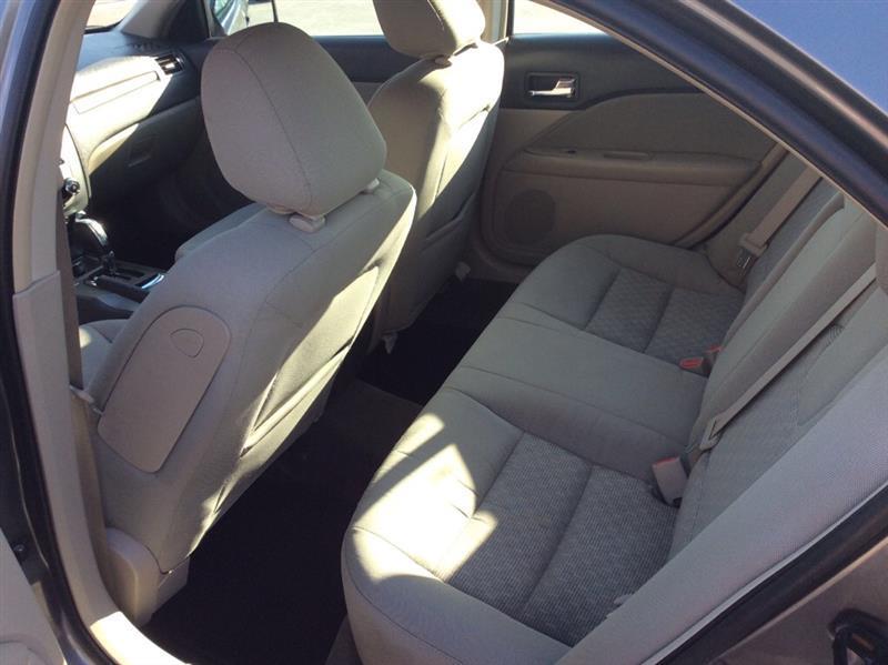 Ford Fusion SE 2010