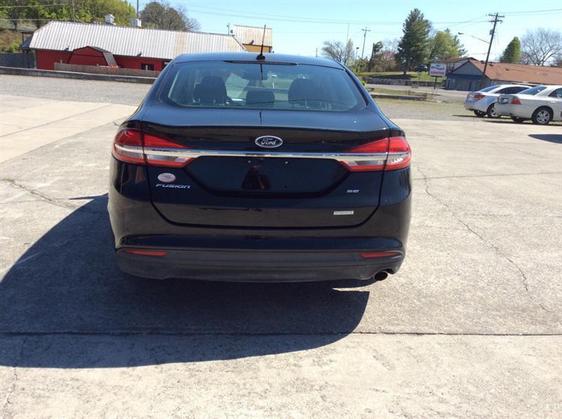 Ford Fusion SE 2017