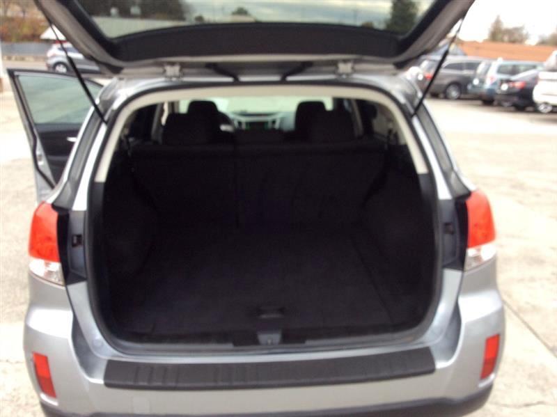 Subaru Outback 2.5i Premium 2010
