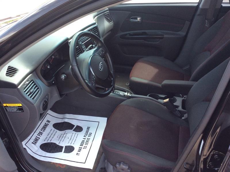 Kia Rio5 LX 2010