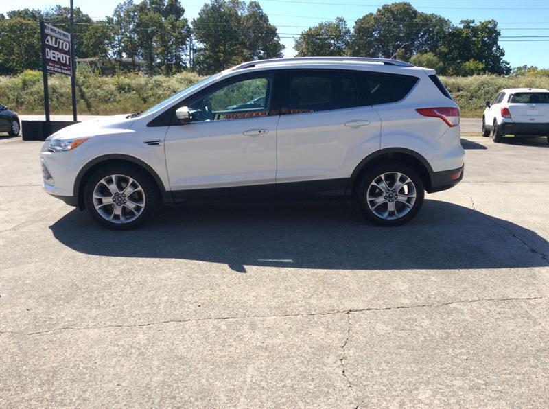 Ford Escape Titanium 4WD 2016
