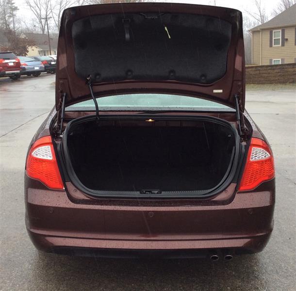 Ford Fusion SE 2012