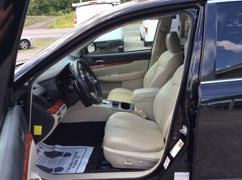 Subaru Outback 3.6R Limited 2011