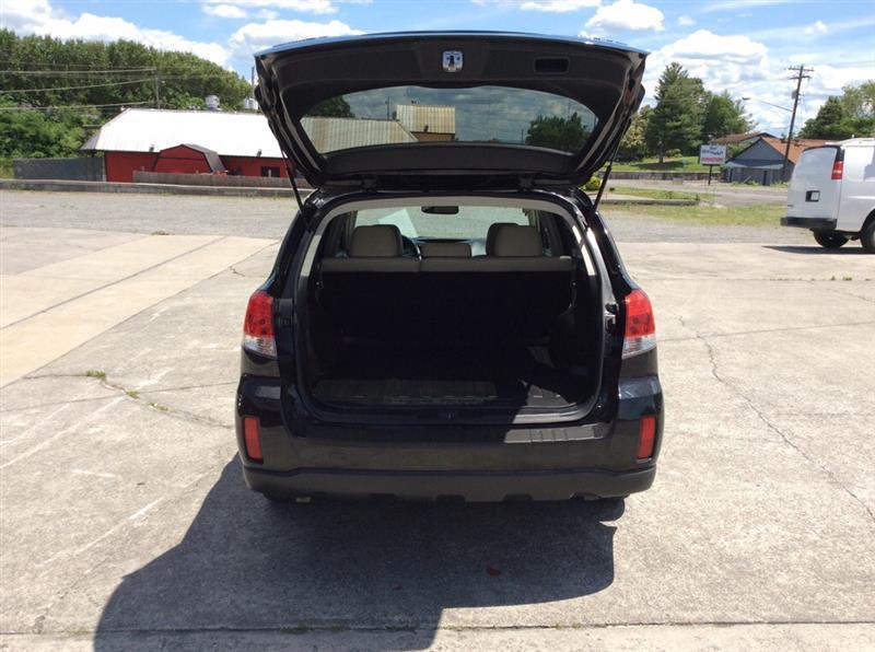 Subaru Outback 3.6R Limited 2011