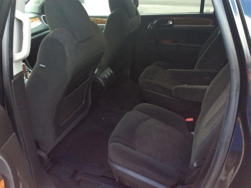 Buick Enclave Convenience FWD 2012