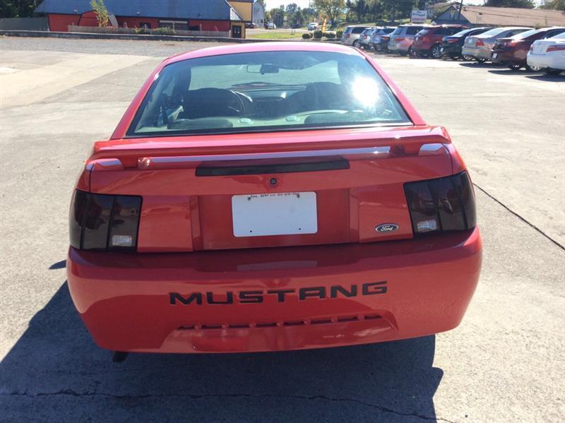 Ford Mustang Premium Coupe 2004