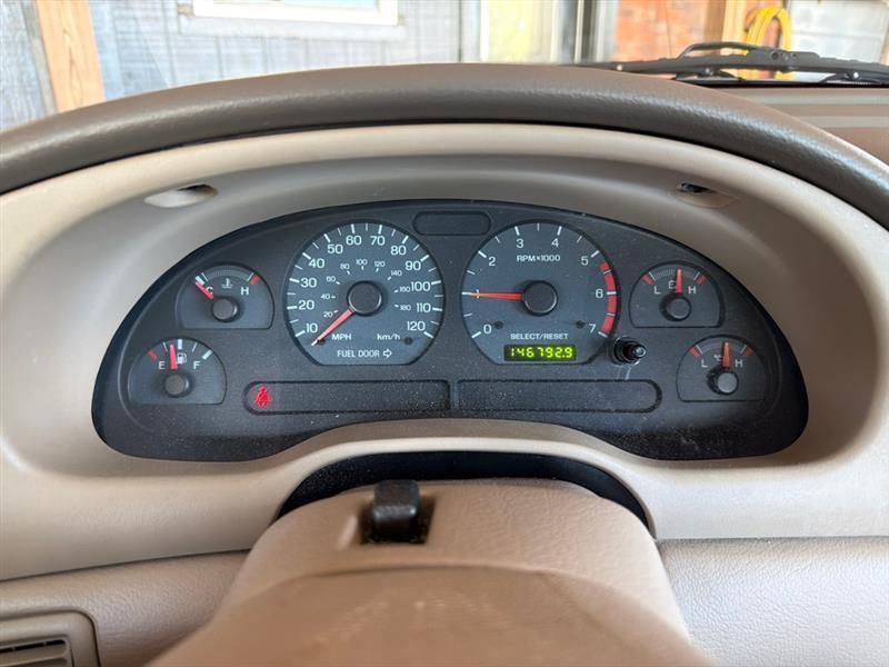 Ford Mustang Premium Coupe 2004