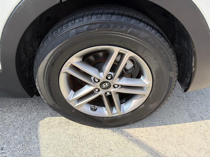 Hyundai Santa Fe photo 9