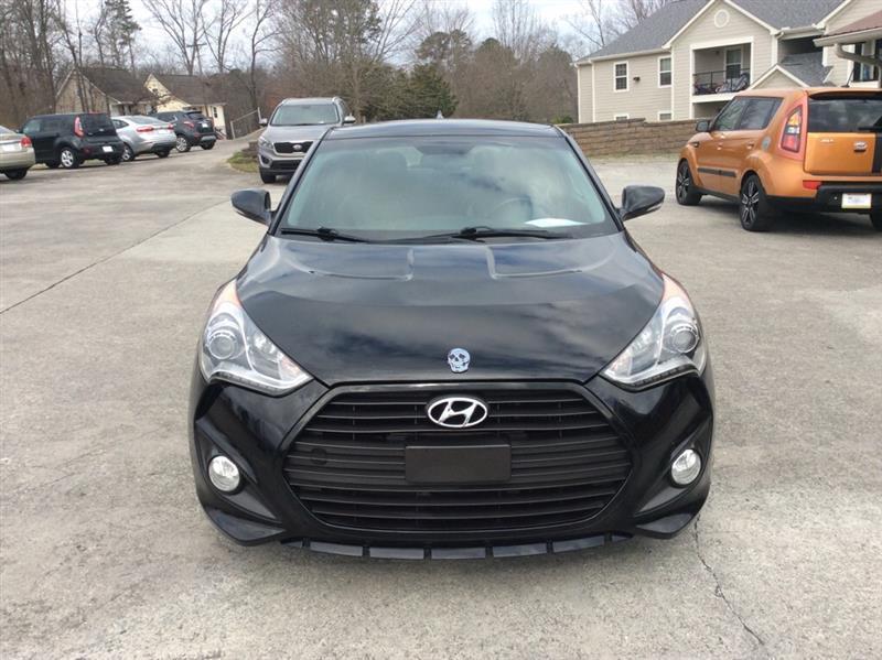 Hyundai Veloster Base 2013