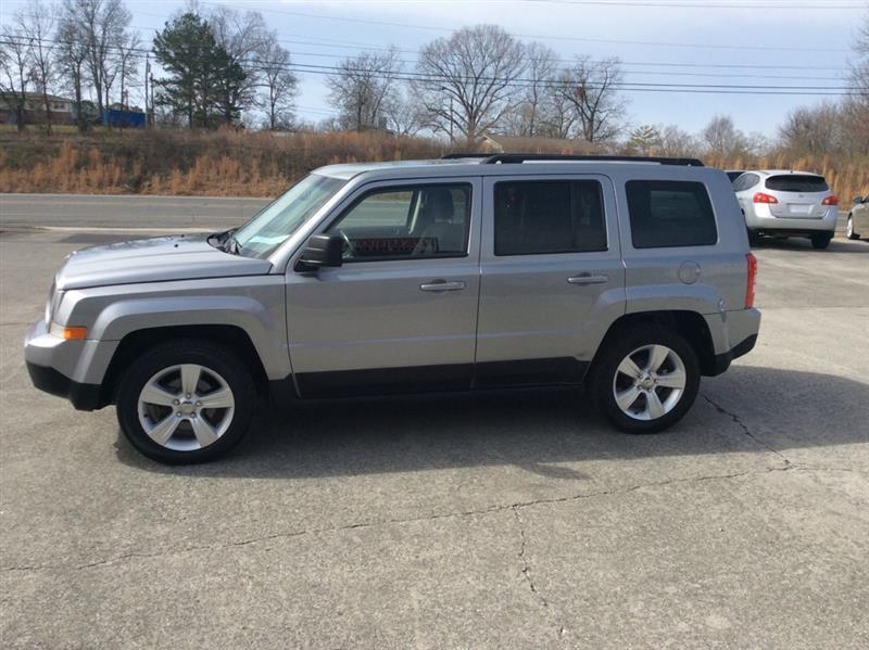 Jeep Patriot Latitude 2WD 2014