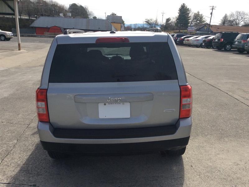 Jeep Patriot Latitude 2WD 2014