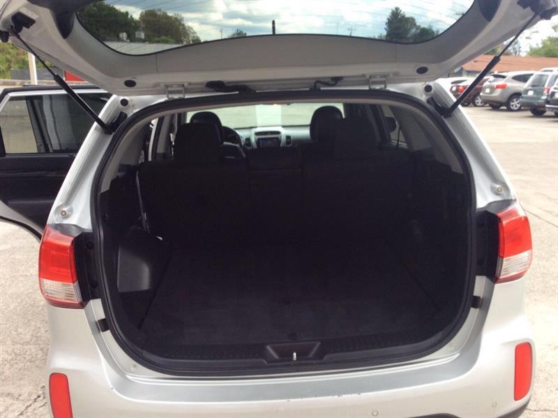 Kia Sorento LX 2WD 2014