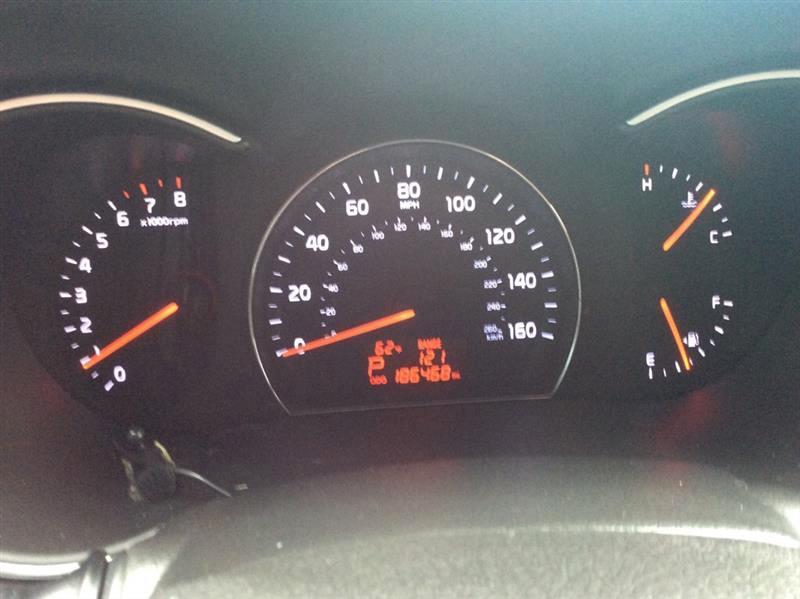 Kia Sorento LX 2WD 2014