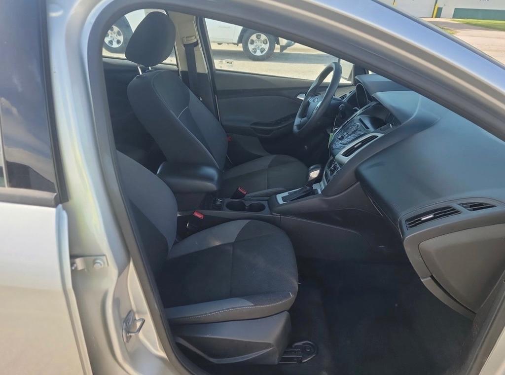 Ford Focus SE Hatch 2014