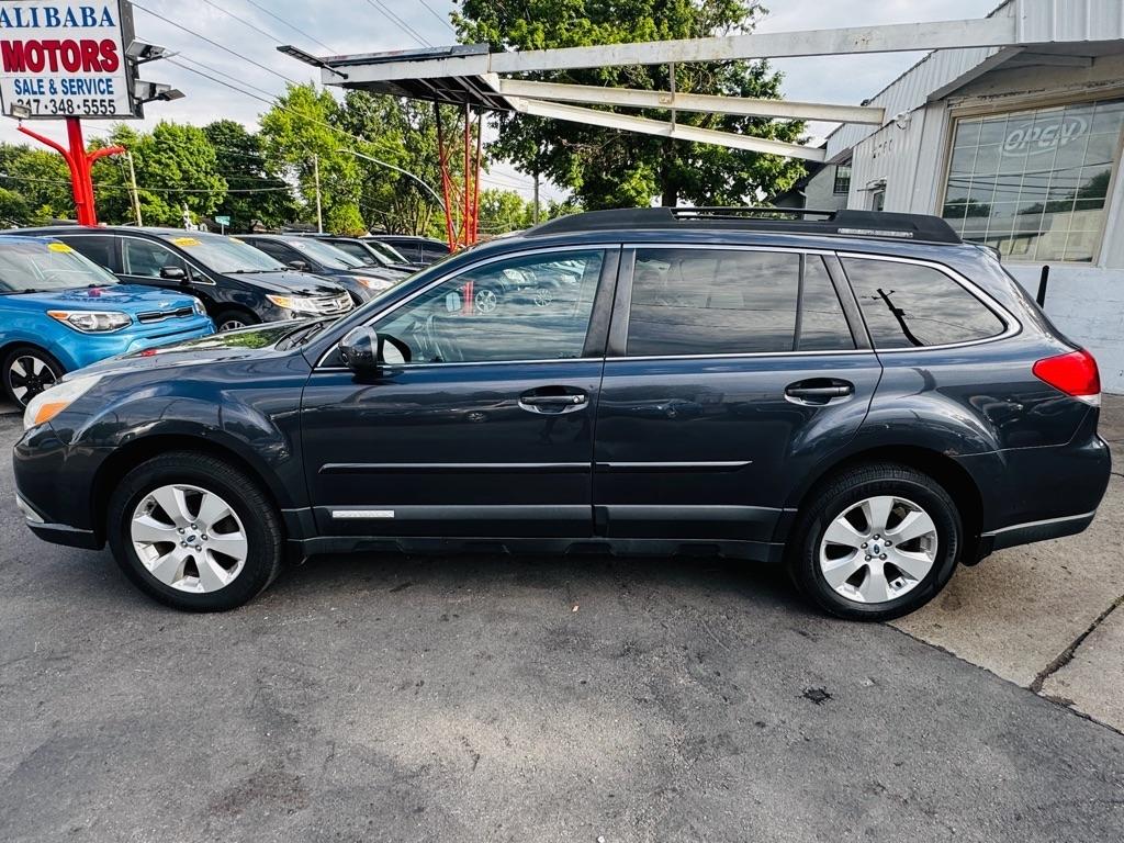 Subaru Outback 2.5i Limited 2012