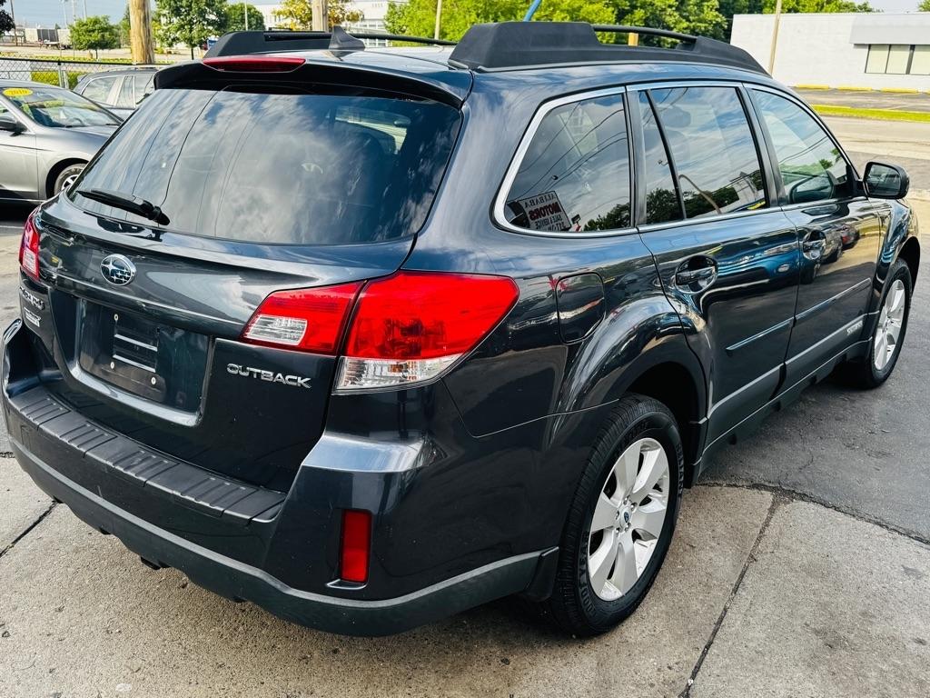 Subaru Outback 2.5i Limited 2012