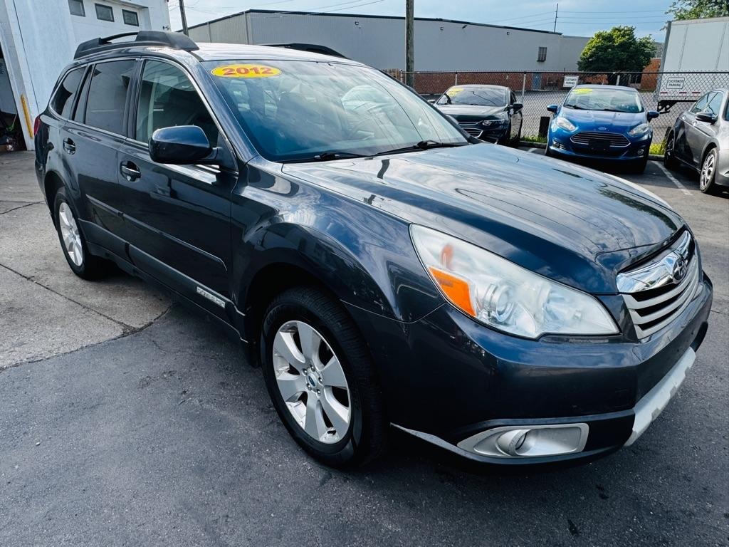 Subaru Outback 2.5i Limited 2012