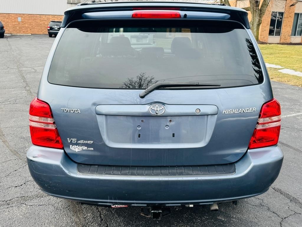 Toyota Highlander Limited V6 4WD 2003