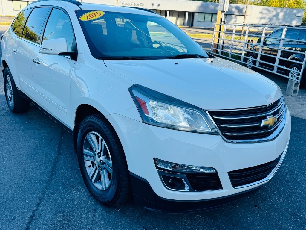 2015 Chevrolet Traverse 1LT photo 7